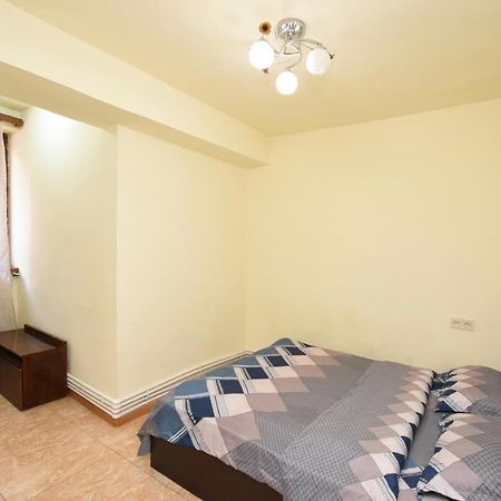 A&X Hostel And Tours Erevan Esterno foto