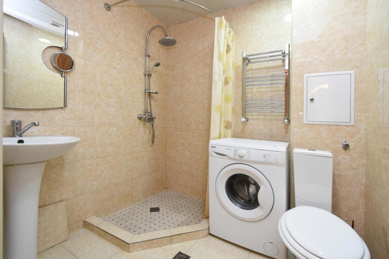 A&X Hostel And Tours Erevan Esterno foto