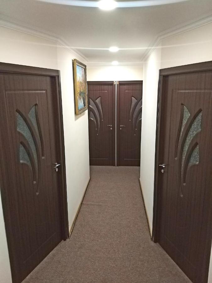 A&X Hostel And Tours Erevan Esterno foto